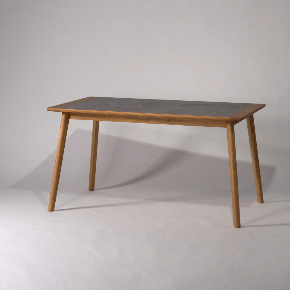 アーティーク ダイニングテーブル