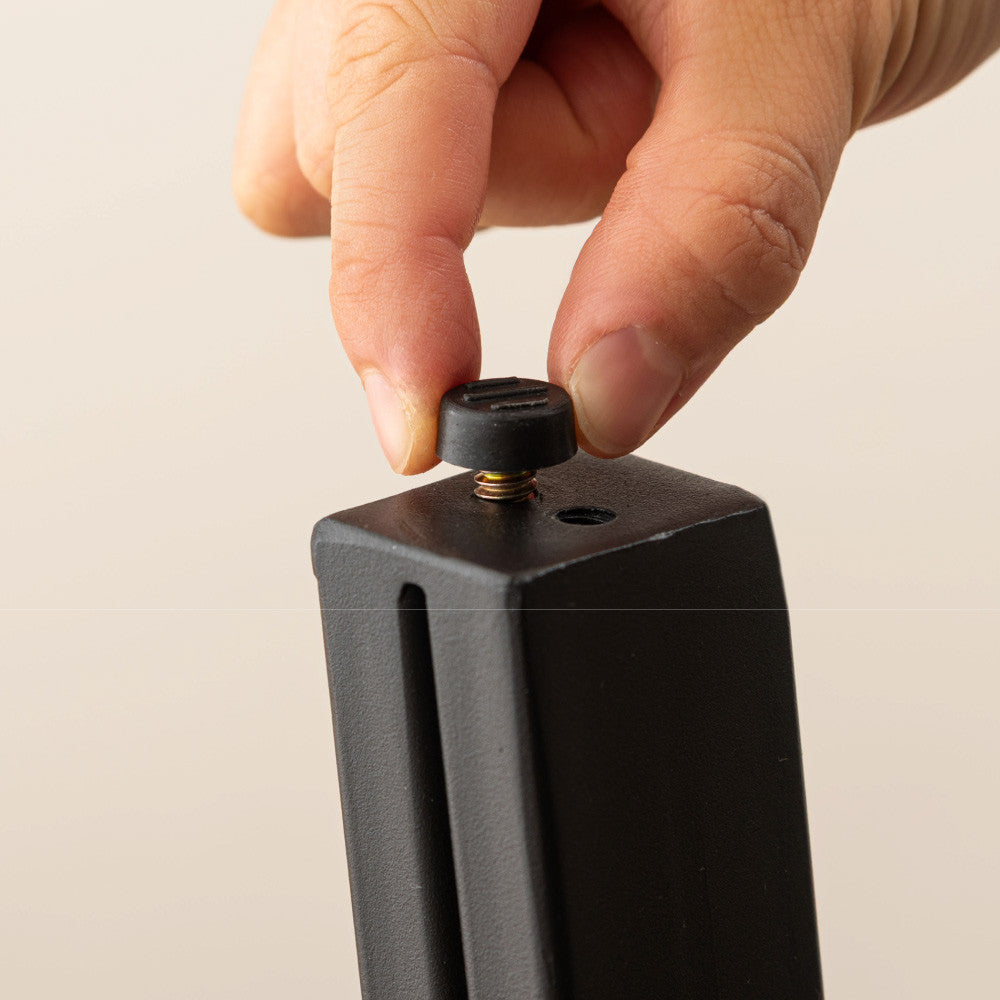 石目調ラウンドテーブル