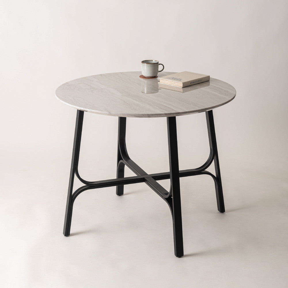 石目調ラウンドテーブル