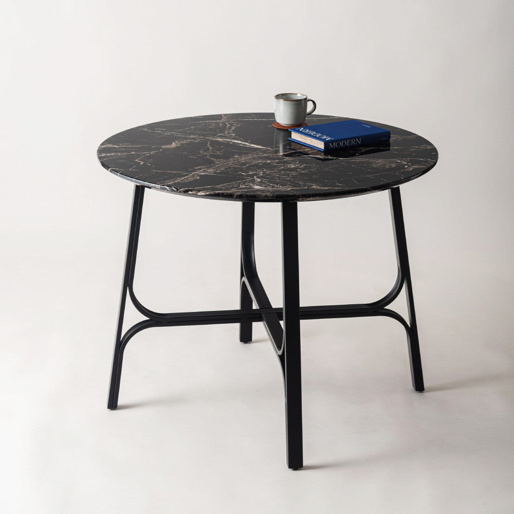 石目調ラウンドテーブル