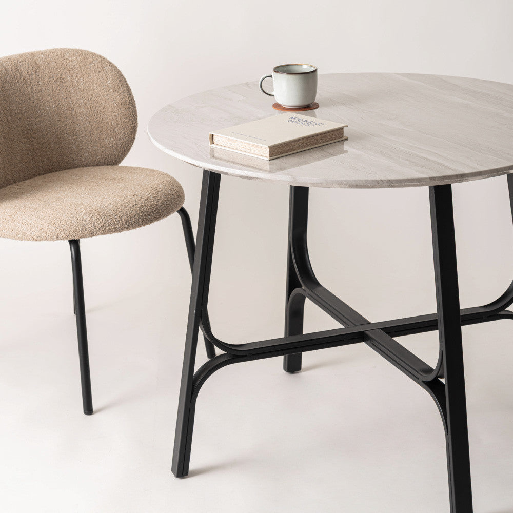 石目調ラウンドテーブル