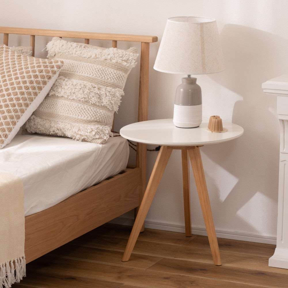 ラウンドサイドテーブル