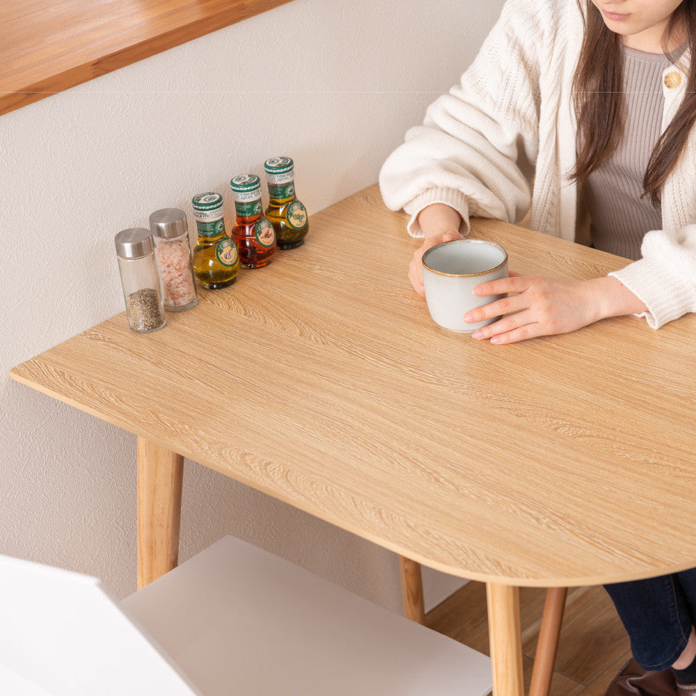 壁付け半円テーブル