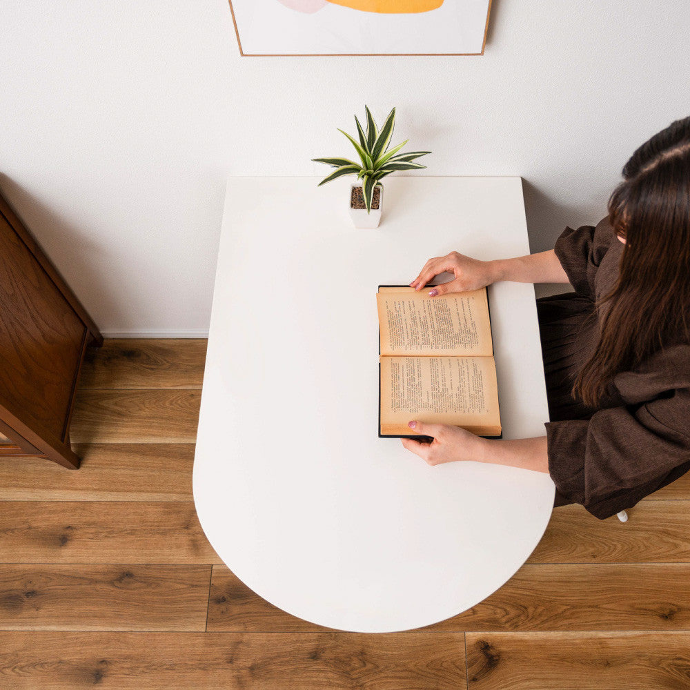 壁付け半円テーブル